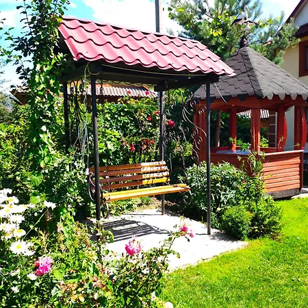 Shelter Pid Lypamy Holiday home
