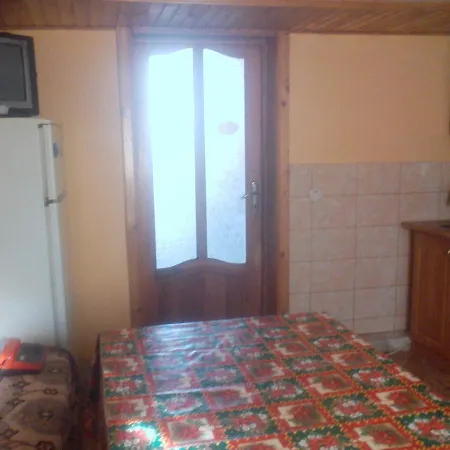 Holiday home Shelter Pid Lypamy *